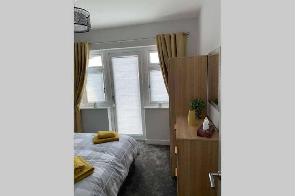 The Alvaros Apartment Southend-on-Sea Exteriér fotografie